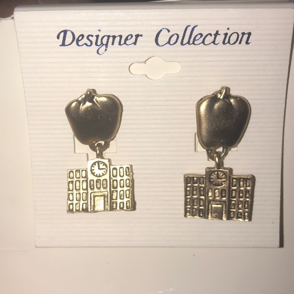 Schoolhouse Set - Picture 2 of 2